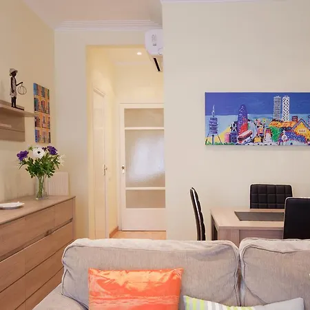 Piso Republica De Argentina Apartment *